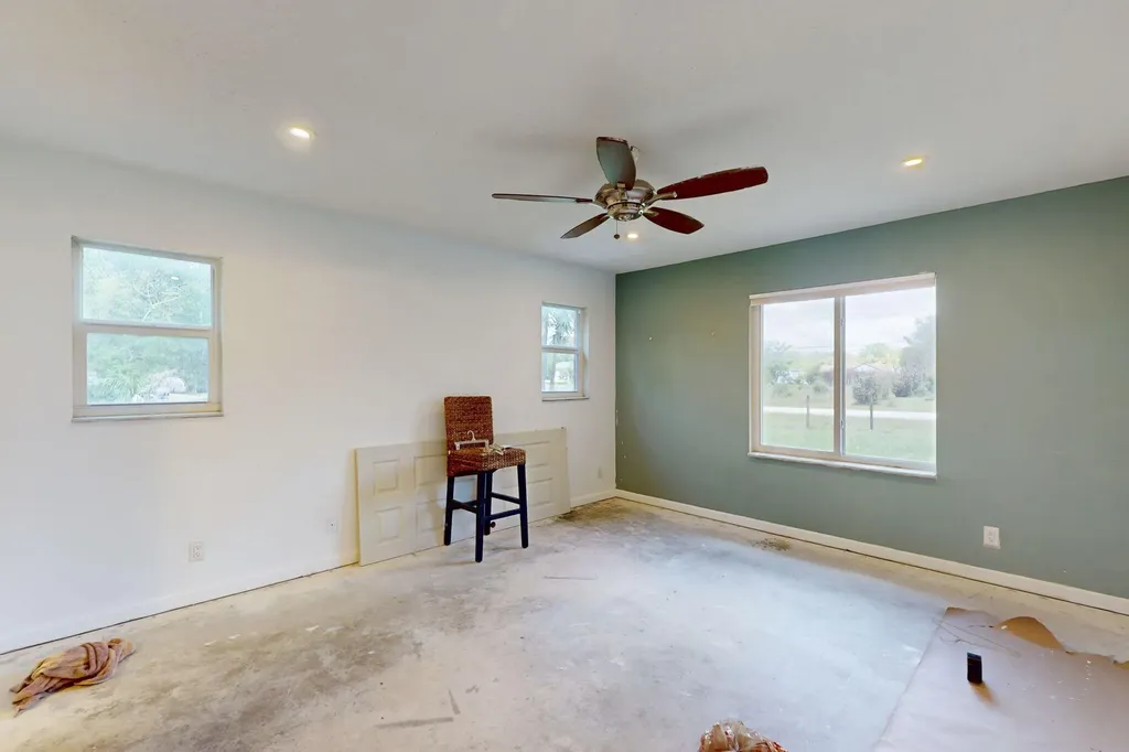 13387 N 68th Street Street N The Acreage FL 33412