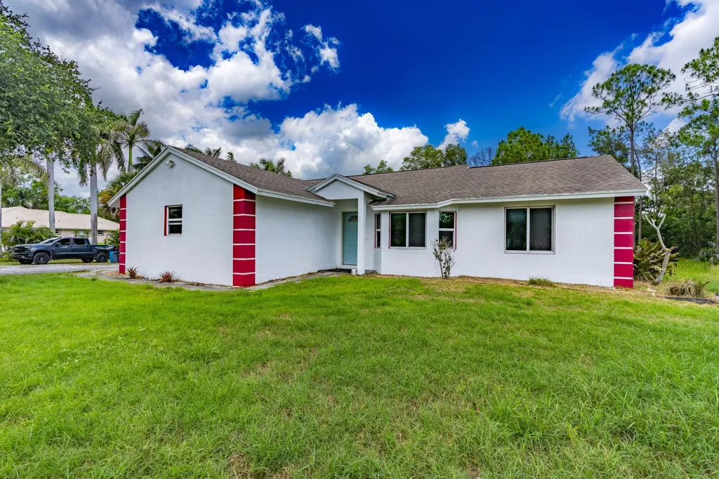 13387 N 68th Street Street N The Acreage FL 33412