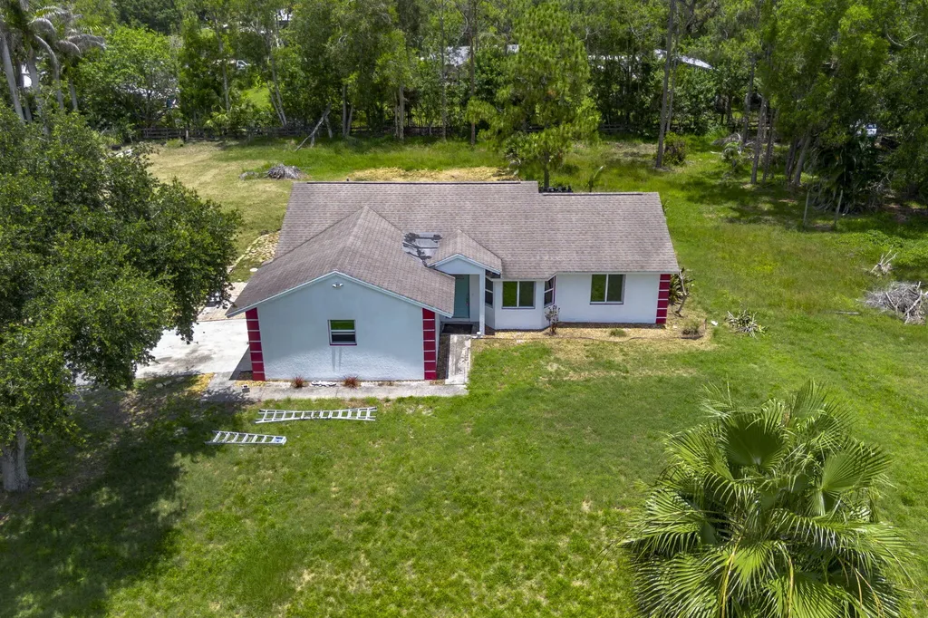 13387 N 68th Street Street N The Acreage FL 33412