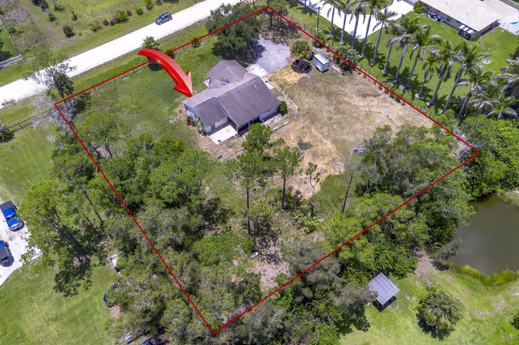 13387 N 68th Street Street N The Acreage FL 33412