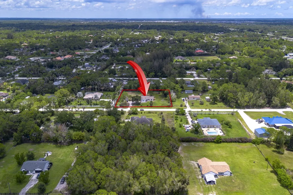13387 N 68th Street Street N The Acreage FL 33412