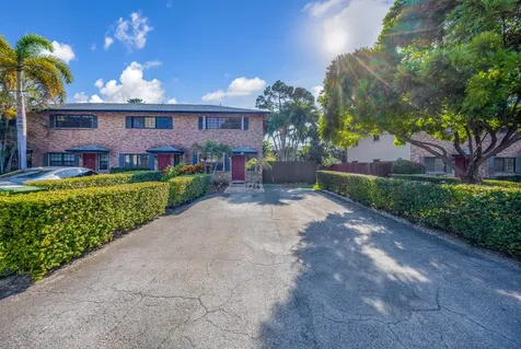 2124 NE 9th Avenue Wilton Manors FL 33305