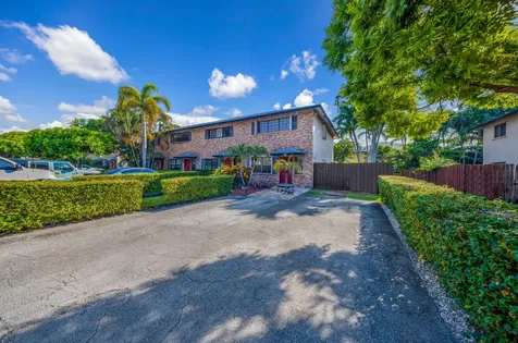 2124 NE 9th Avenue Wilton Manors FL 33305
