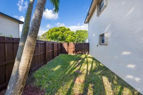 2124 NE 9th Avenue Wilton Manors FL 33305