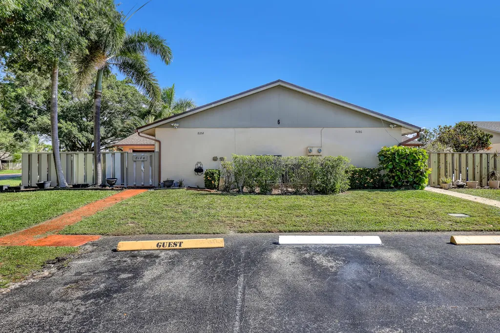 8184 Ambach Way Hypoluxo FL 33462