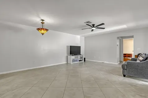 8184 Ambach Way Hypoluxo FL 33462