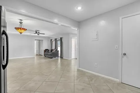 8184 Ambach Way Hypoluxo FL 33462