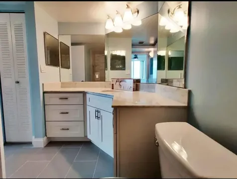 1000 Scotia Drive Hypoluxo FL 33462