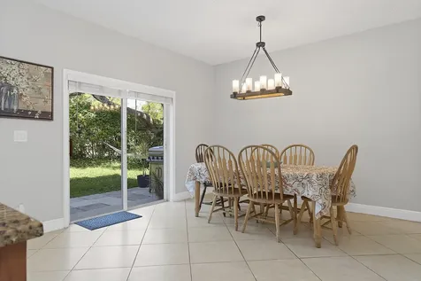 4776 Lago Vista Drive Coconut Creek FL 33073