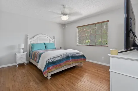 4776 Lago Vista Drive Coconut Creek FL 33073