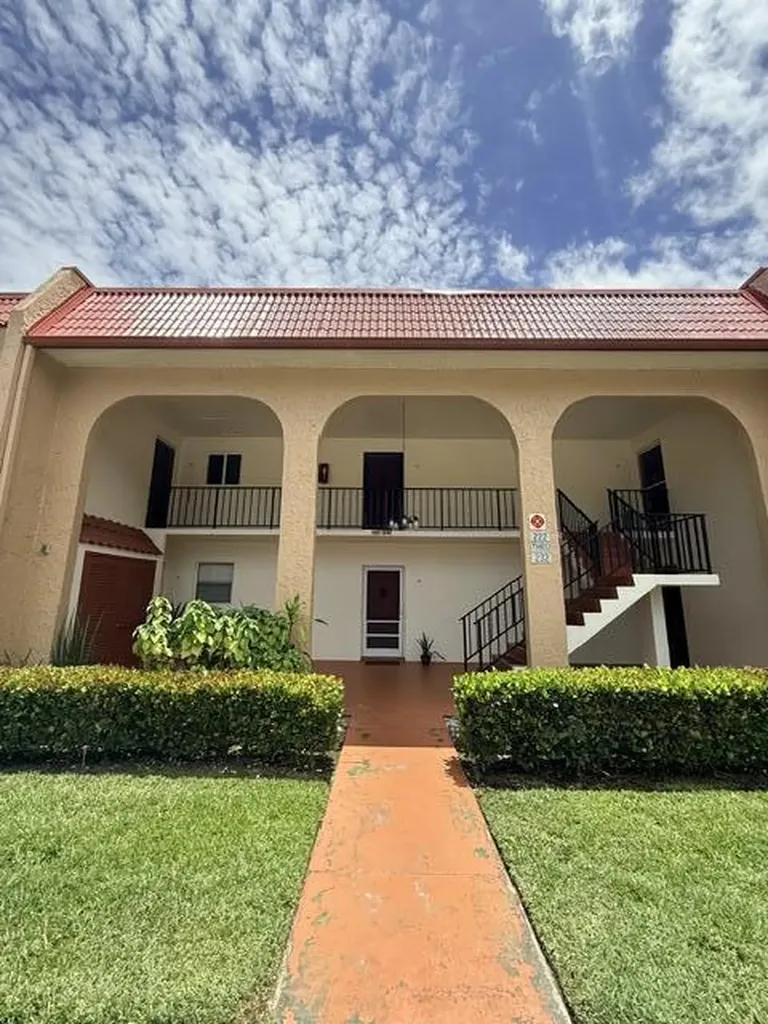 230 Lake Dora Drive West Palm Beach FL 33411