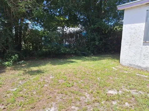 1005 Apple Street Fort Pierce FL 34950