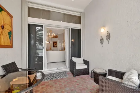 109 Palm Circle Atlantis FL 33462