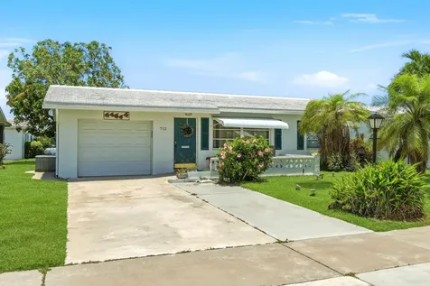 712 SW 18th Street Boynton Beach FL 33426
