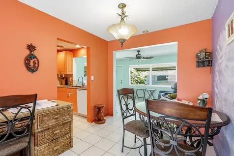 712 SW 18th Street Boynton Beach FL 33426
