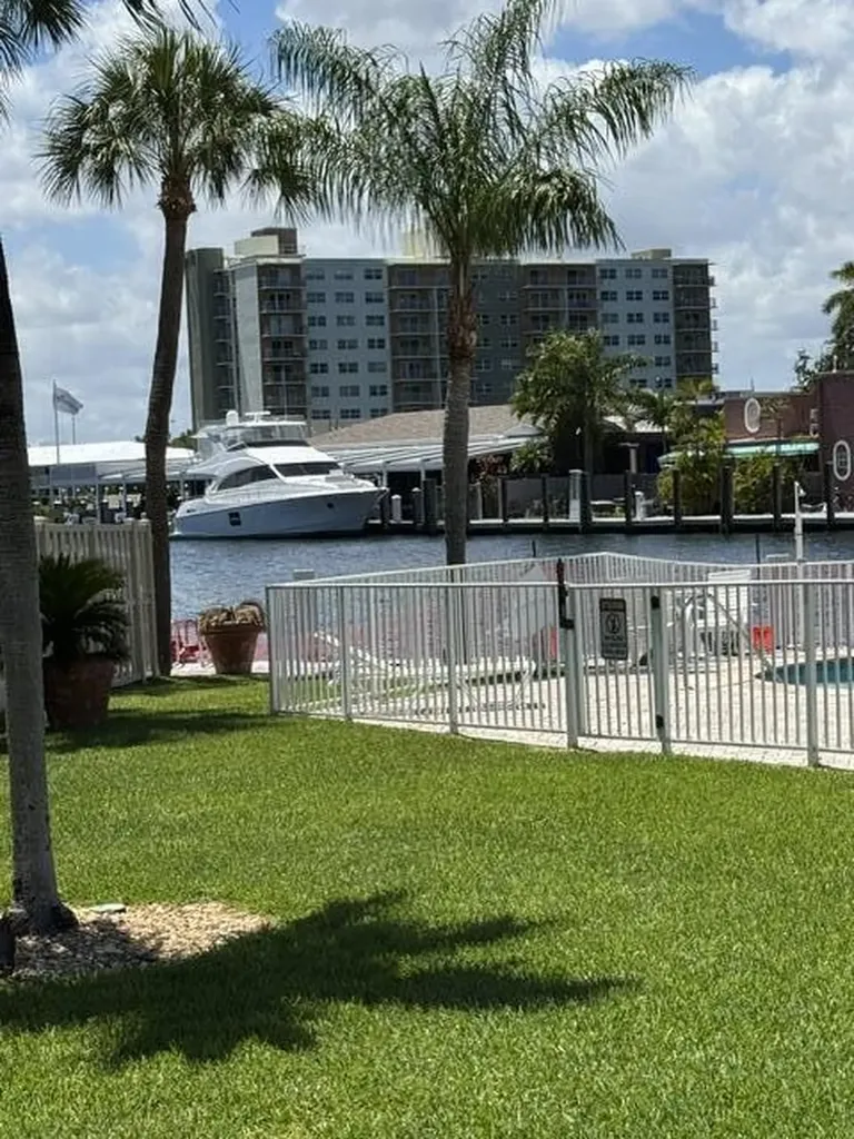 2901 33rd Avenue Fort Lauderdale FL 33308