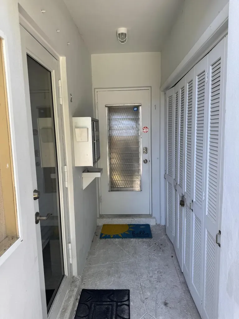 2901 33rd Avenue Fort Lauderdale FL 33308