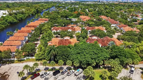4419 Hidden Harbour Terrace Dania Beach FL 33312