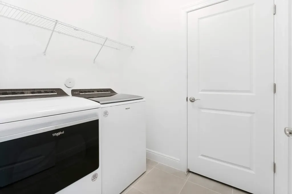 552 Sanderling Circle Deerfield Beach FL 33442