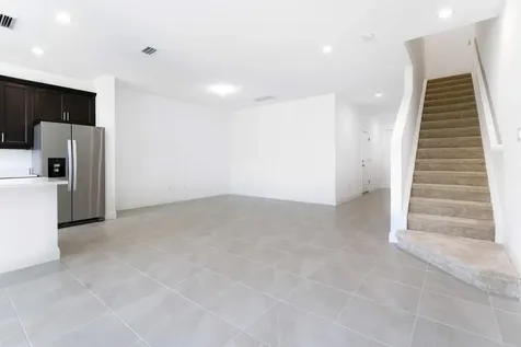 552 Sanderling Circle Deerfield Beach FL 33442
