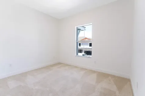 552 Sanderling Circle Deerfield Beach FL 33442