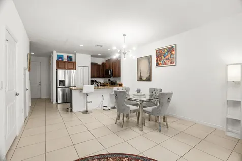 4236 N Dixie Highway Oakland Park FL 33334