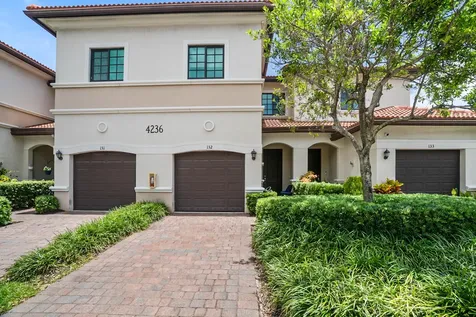 4236 N Dixie Highway Oakland Park FL 33334
