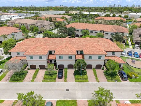 4236 N Dixie Highway Oakland Park FL 33334