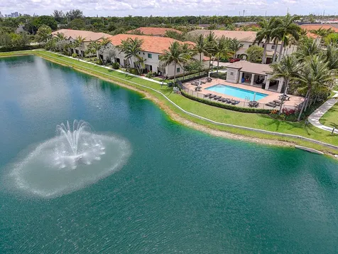 4236 N Dixie Highway Oakland Park FL 33334