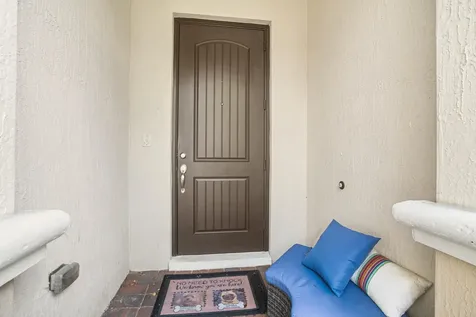 4236 N Dixie Highway Oakland Park FL 33334