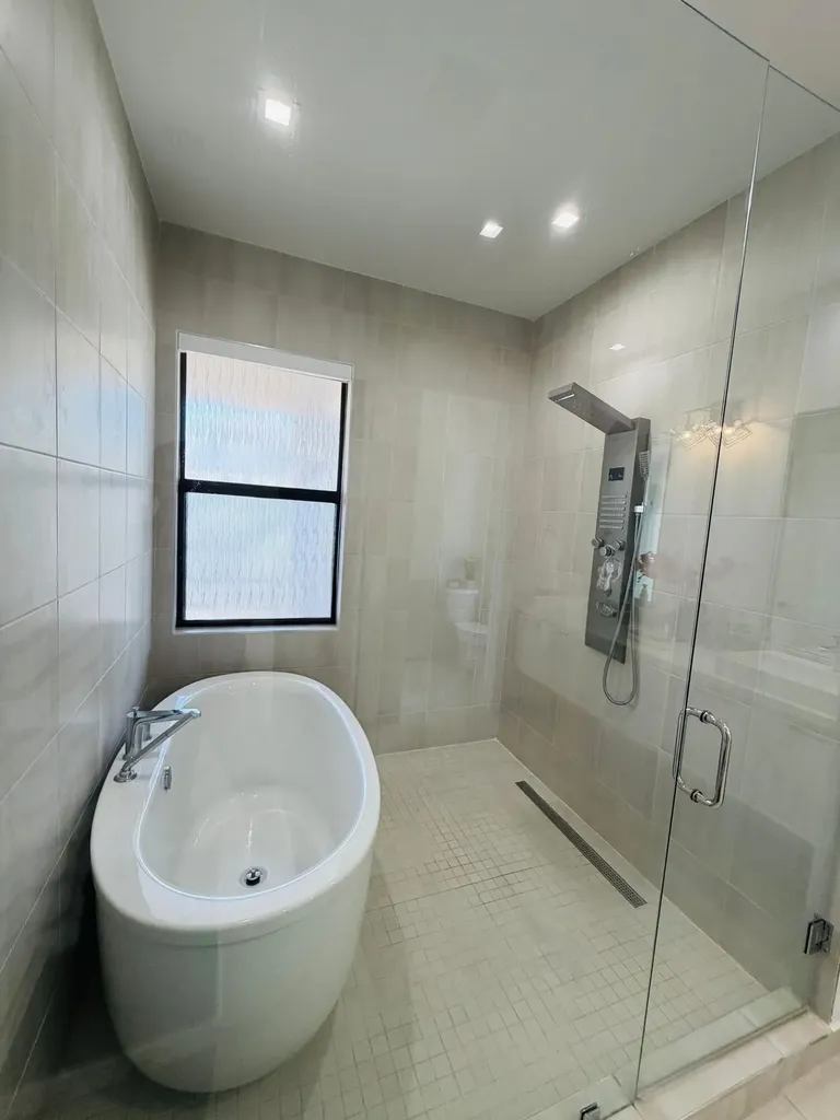 8288 NW 44th Terrace Doral FL 33166
