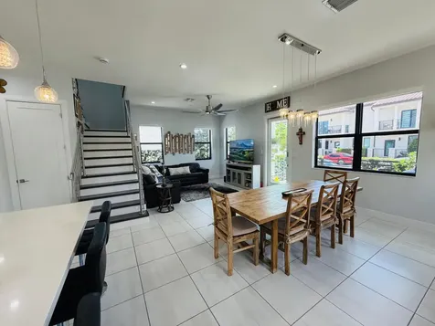 8288 NW 44th Terrace Doral FL 33166