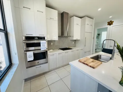 8288 NW 44th Terrace Doral FL 33166