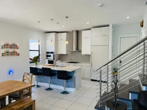 8288 NW 44th Terrace Doral FL 33166