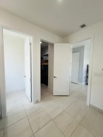 8288 NW 44th Terrace Doral FL 33166