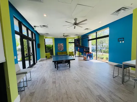 8288 NW 44th Terrace Doral FL 33166