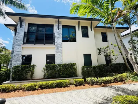 8288 NW 44th Terrace Doral FL 33166
