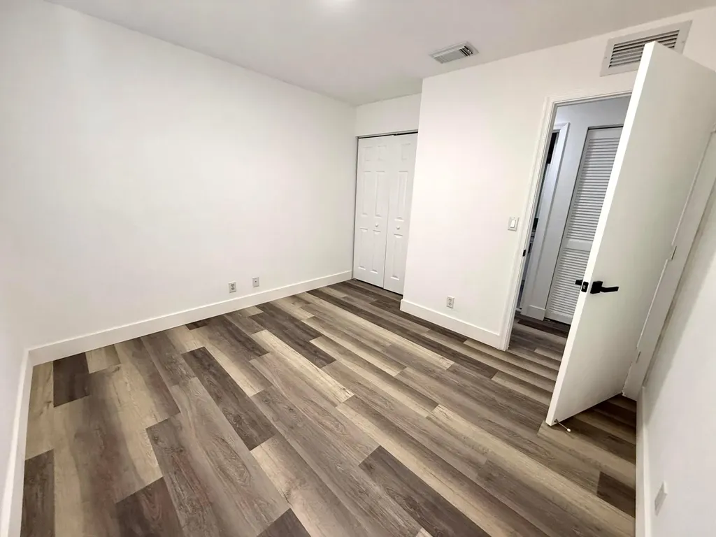 1418 W Wickham Circle Delray Beach FL 33445