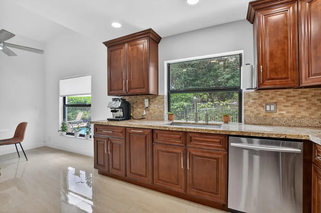 19700 Sedgefield Terrace Boca Raton FL 33498