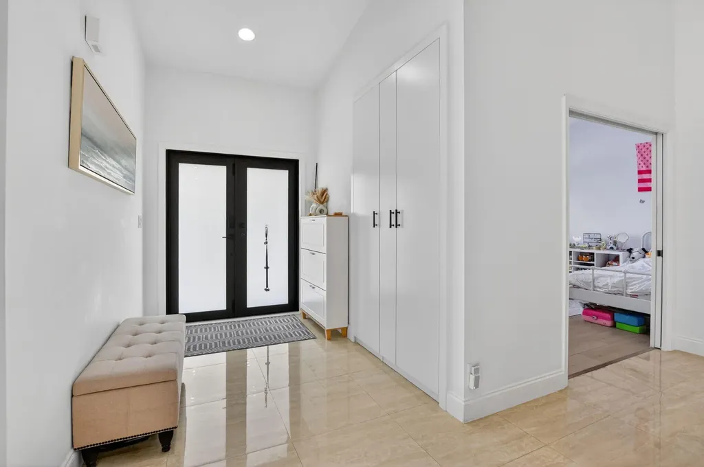 19700 Sedgefield Terrace Boca Raton FL 33498