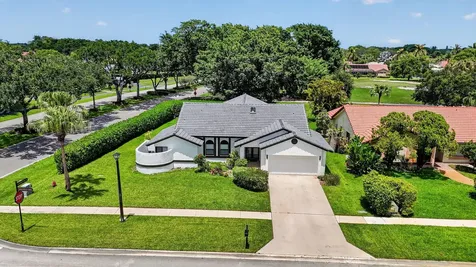 19700 Sedgefield Terrace Boca Raton FL 33498