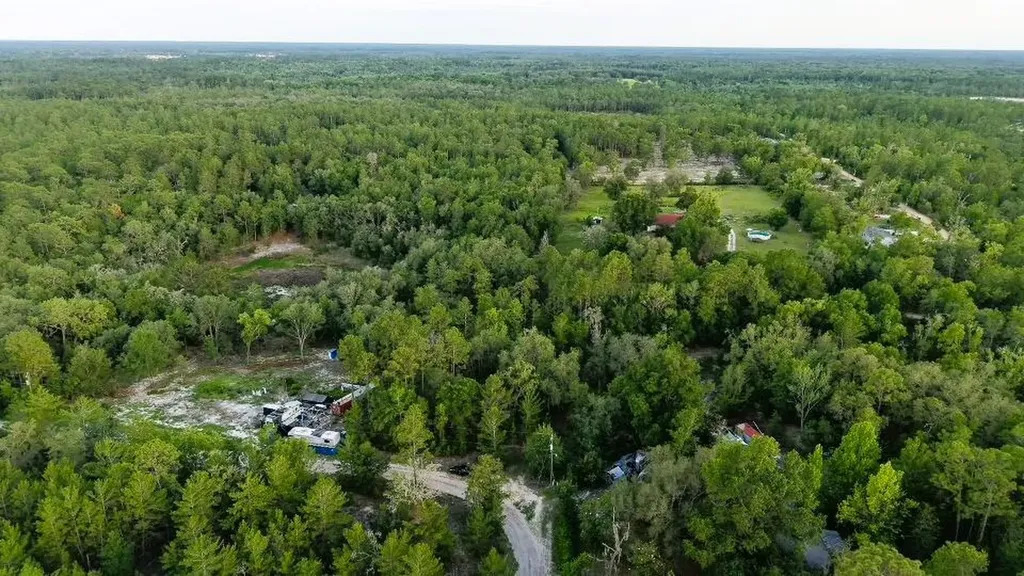121 Susan Road Hawthorne FL 32640