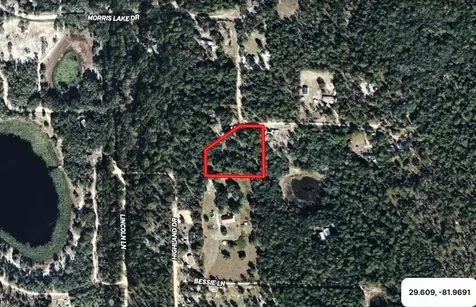 121 Susan Road Hawthorne FL 32640