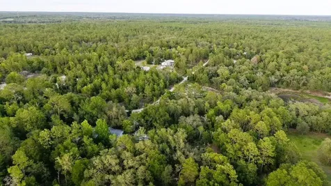 121 Susan Road Hawthorne FL 32640