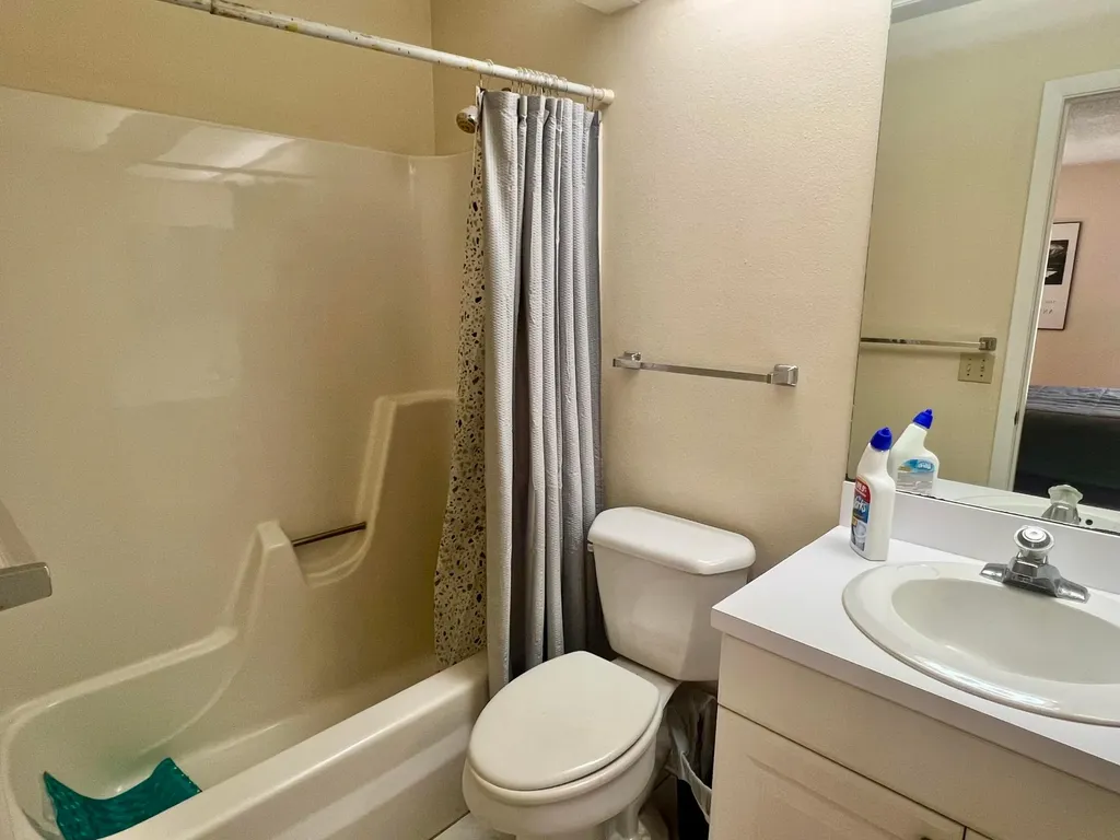 32 Lake Vista Trail Port St Lucie FL 34952
