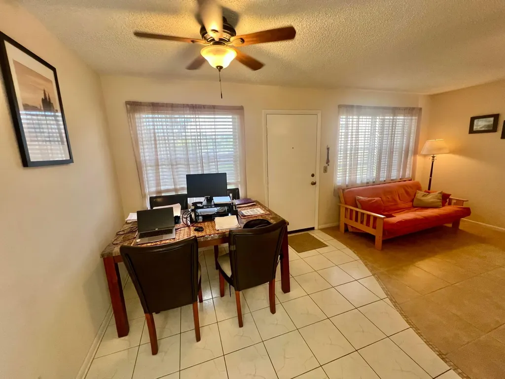 32 Lake Vista Trail Port St Lucie FL 34952