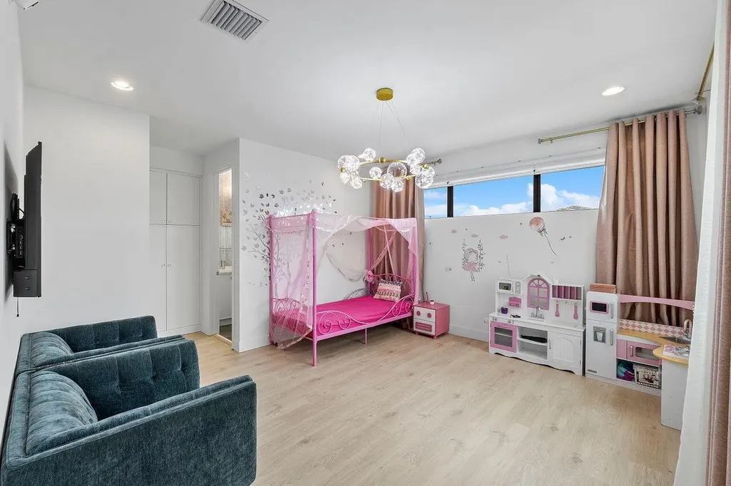 17057 Watersprite Lakes Road Boca Raton FL 33496