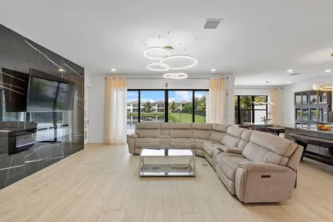 17057 Watersprite Lakes Road Boca Raton FL 33496