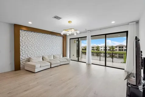 17057 Watersprite Lakes Road Boca Raton FL 33496