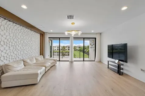 17057 Watersprite Lakes Road Boca Raton FL 33496